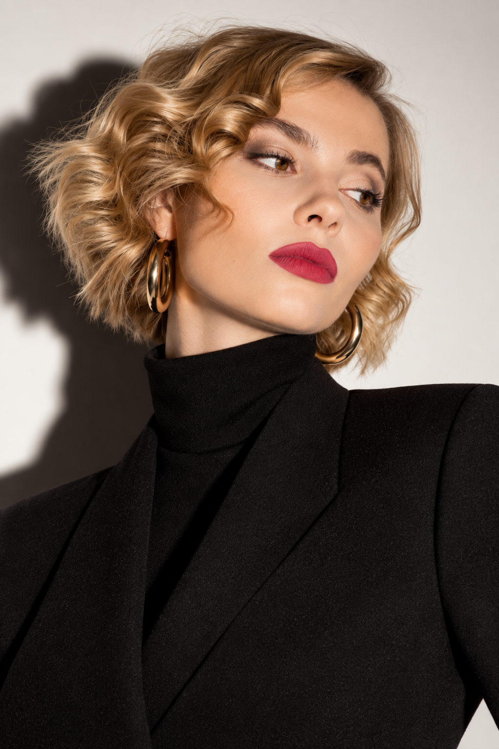 Retro brushed waves