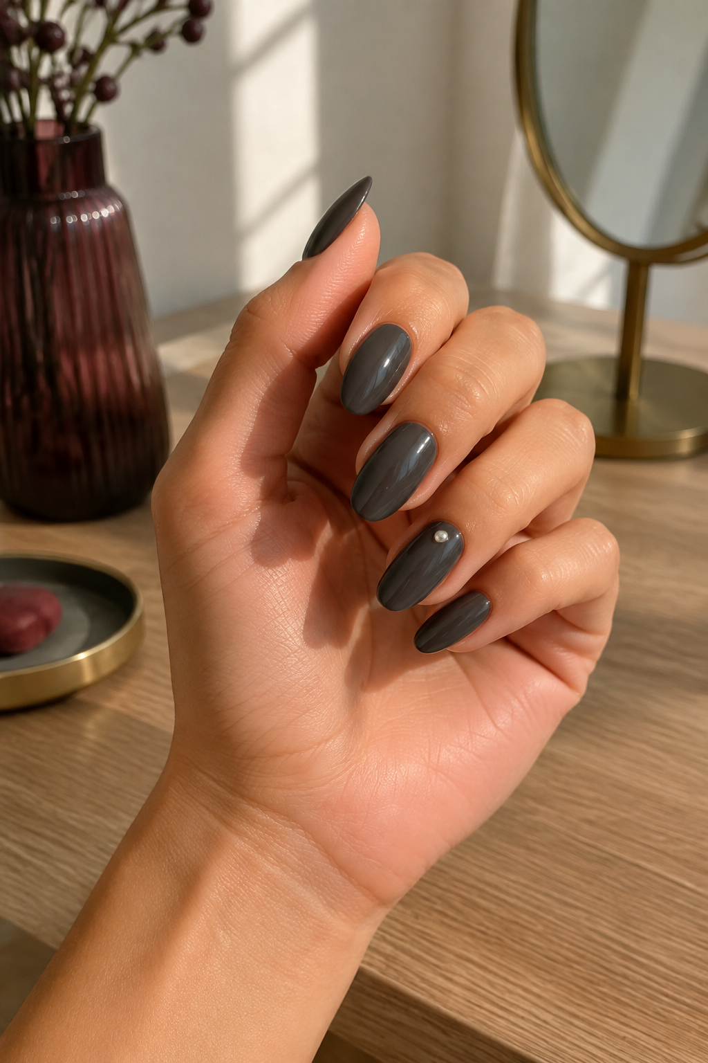 professional manicure idea 8 in a refined workplace style